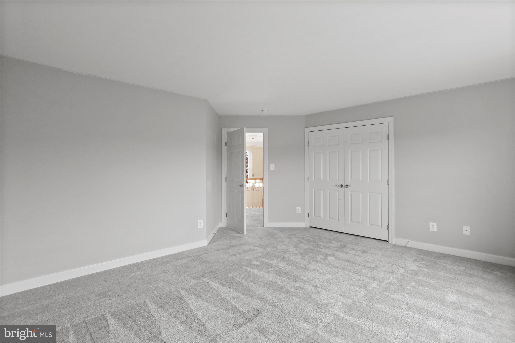 ELMWOOD FARM - Residential