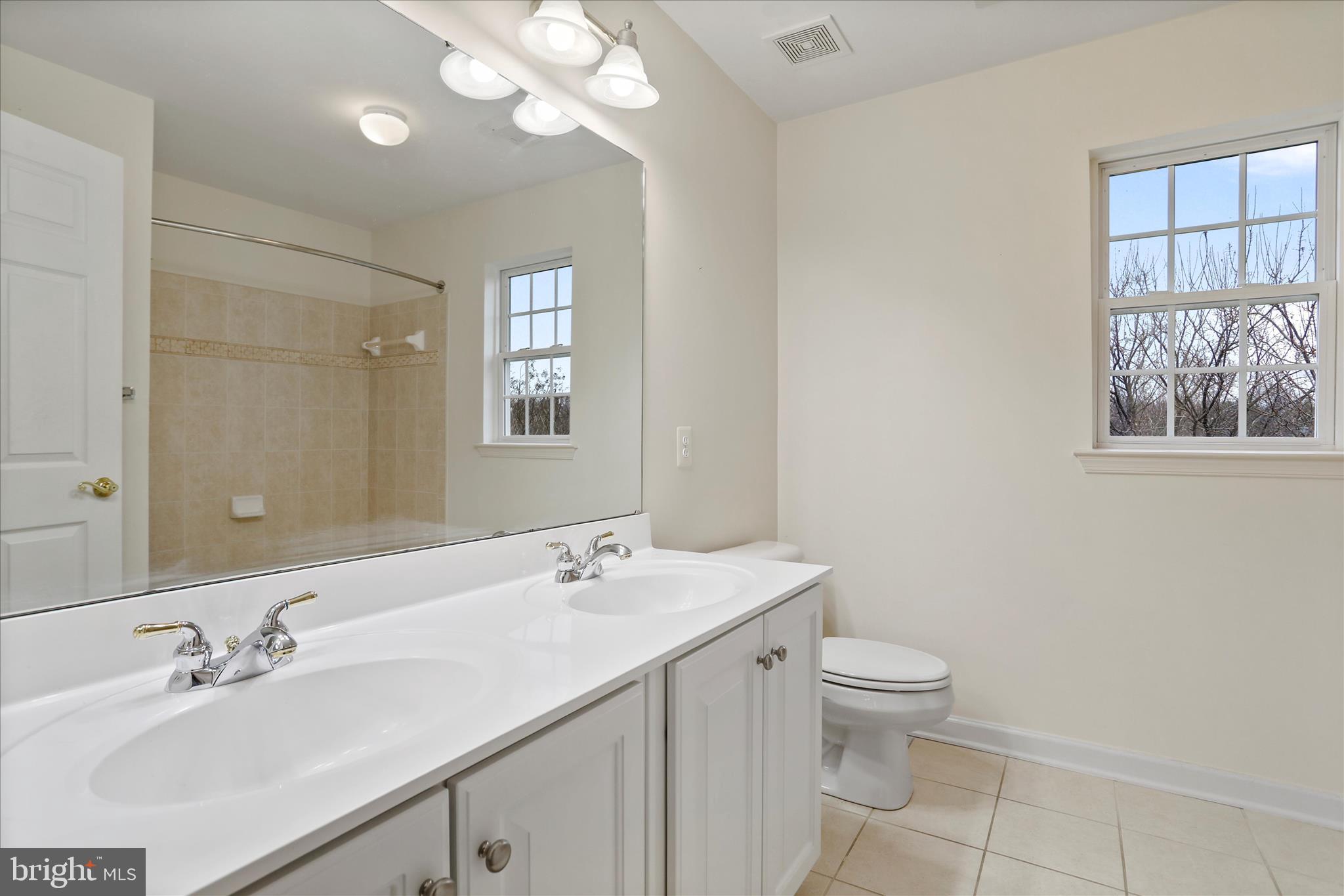 ELMWOOD FARM - Residential