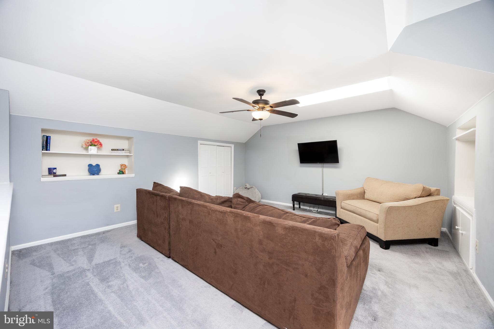 SOMERSET - Residential