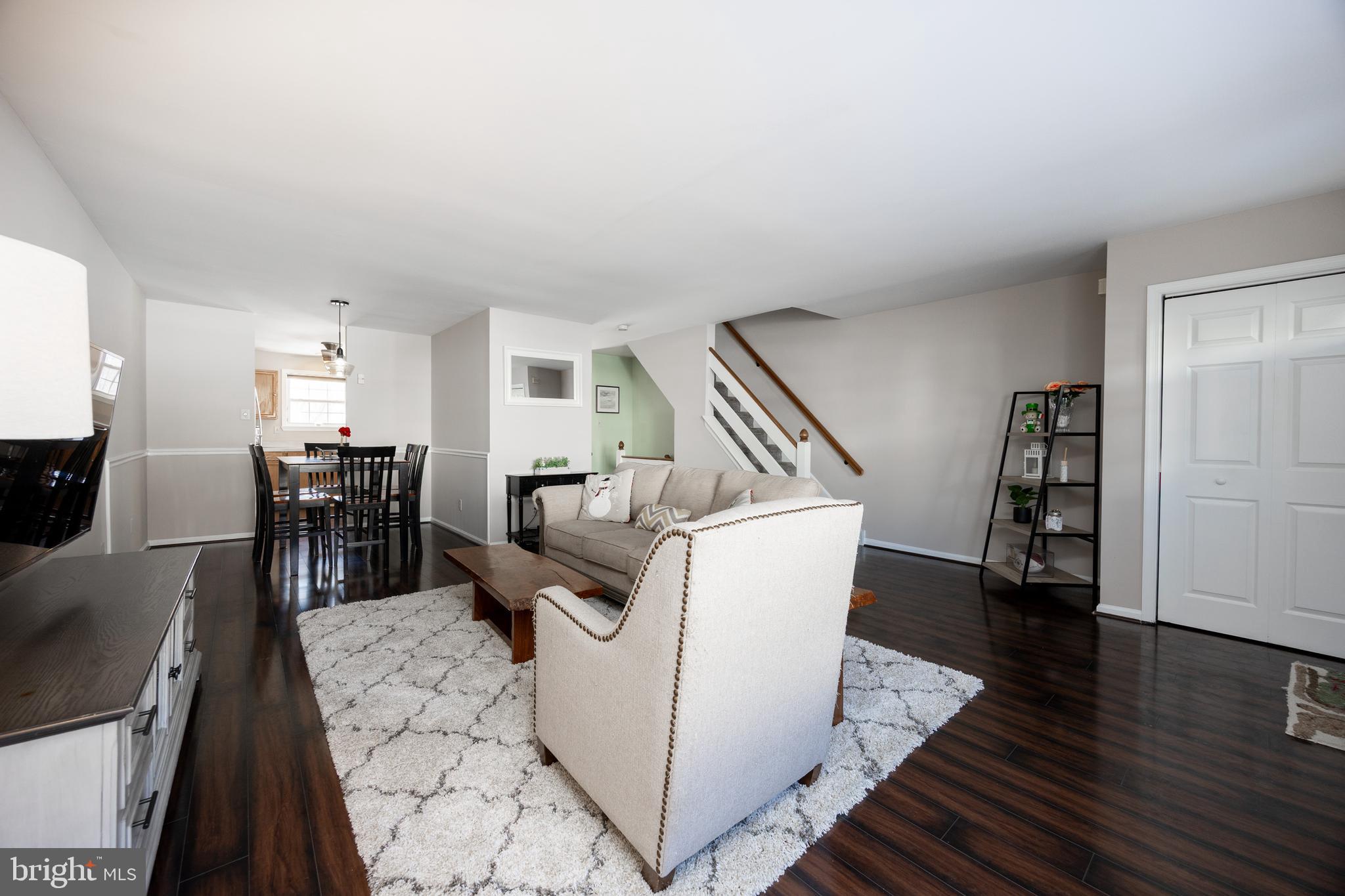 SOMERSET - Residential