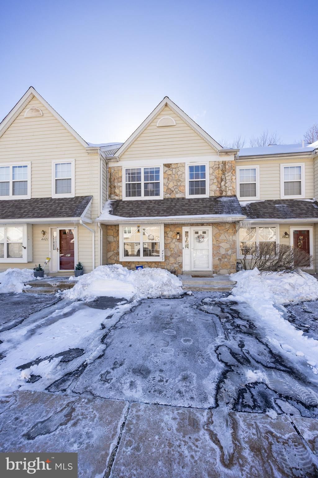 Photo of 4423 Somerset Ln, UPPER CHICHESTER, PA 19014 (MLS # PADE2107468)