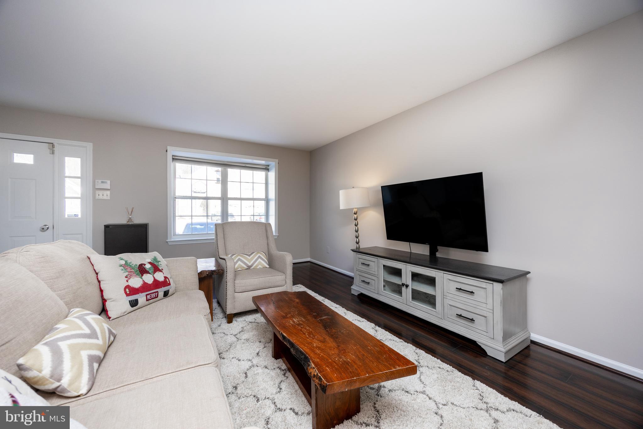 SOMERSET - Residential