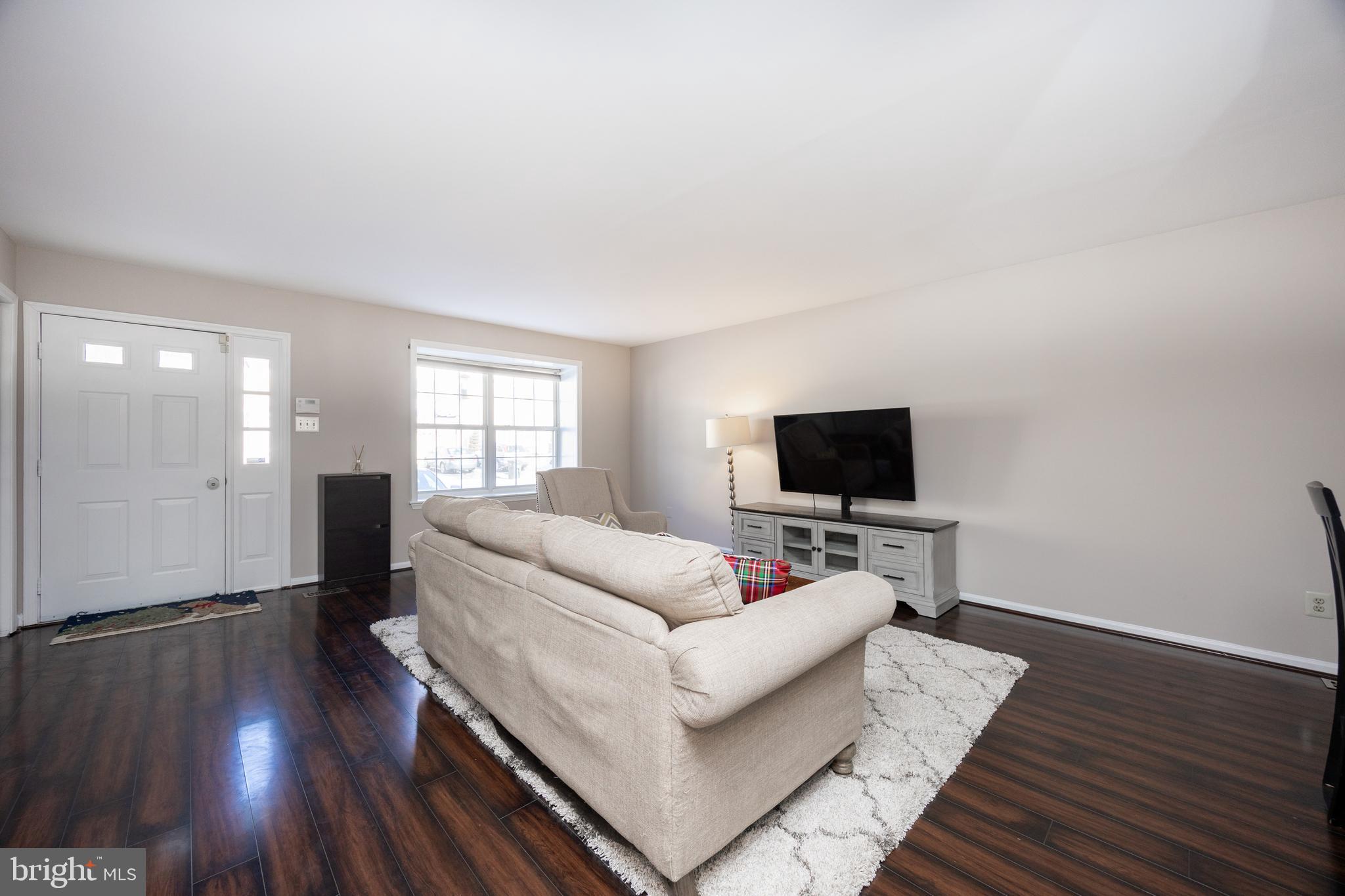 SOMERSET - Residential