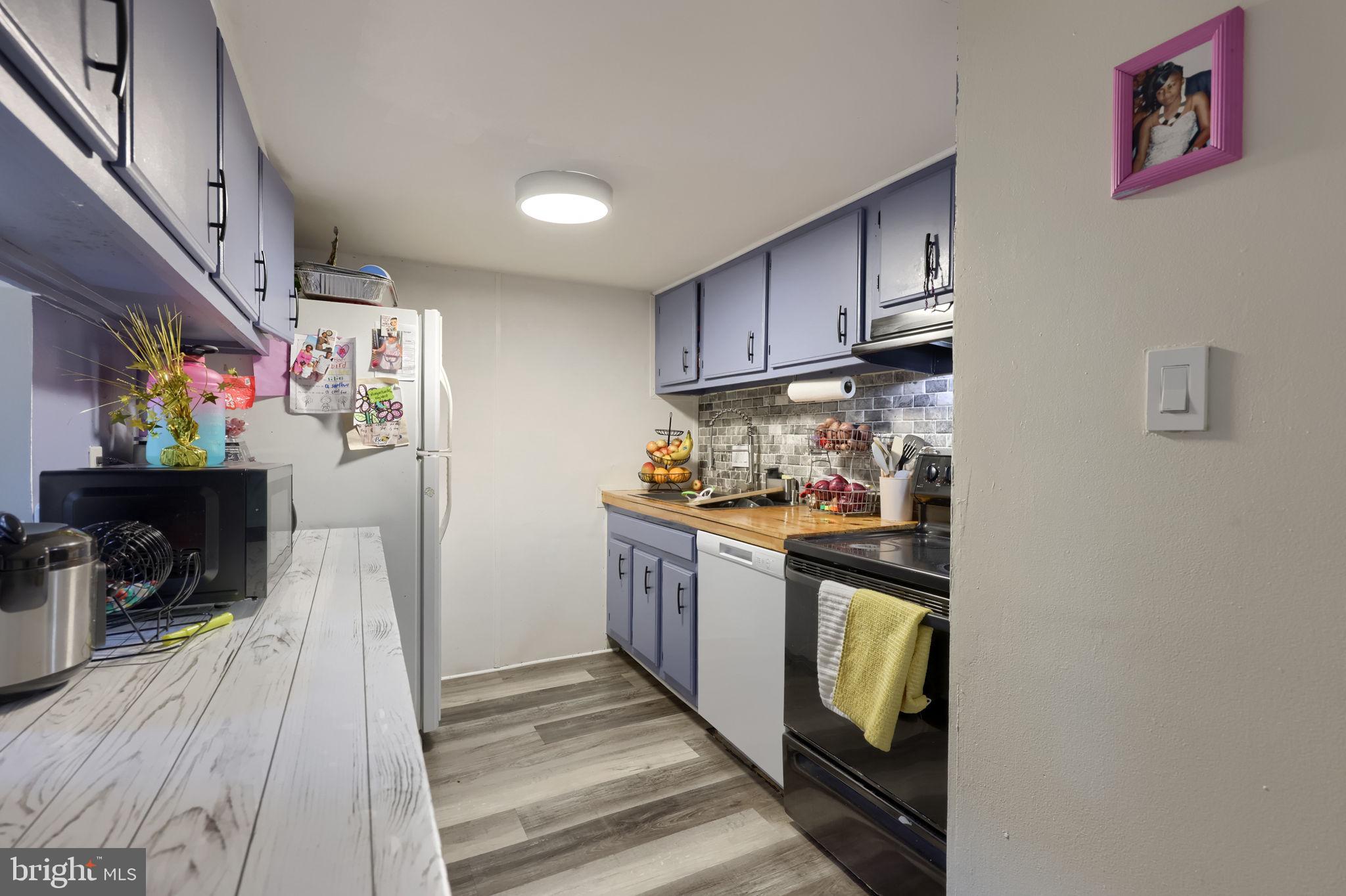 SHREINER VILLAGE - Residential