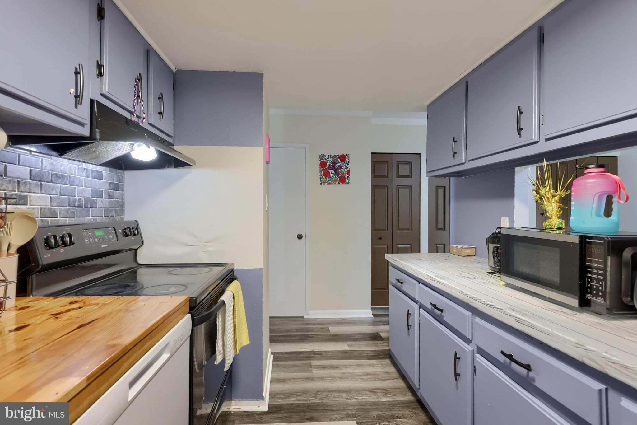 SHREINER VILLAGE - Residential