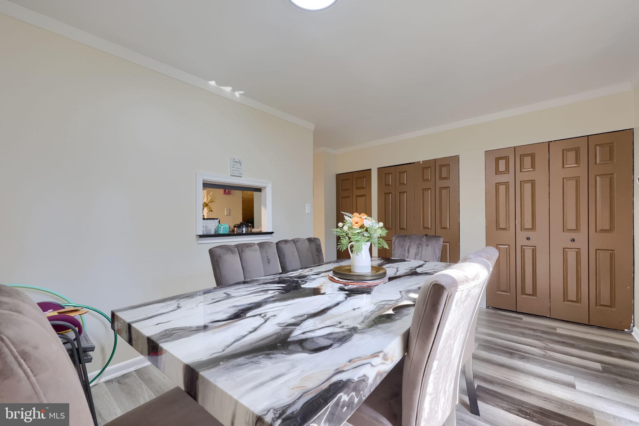 SHREINER VILLAGE - Residential
