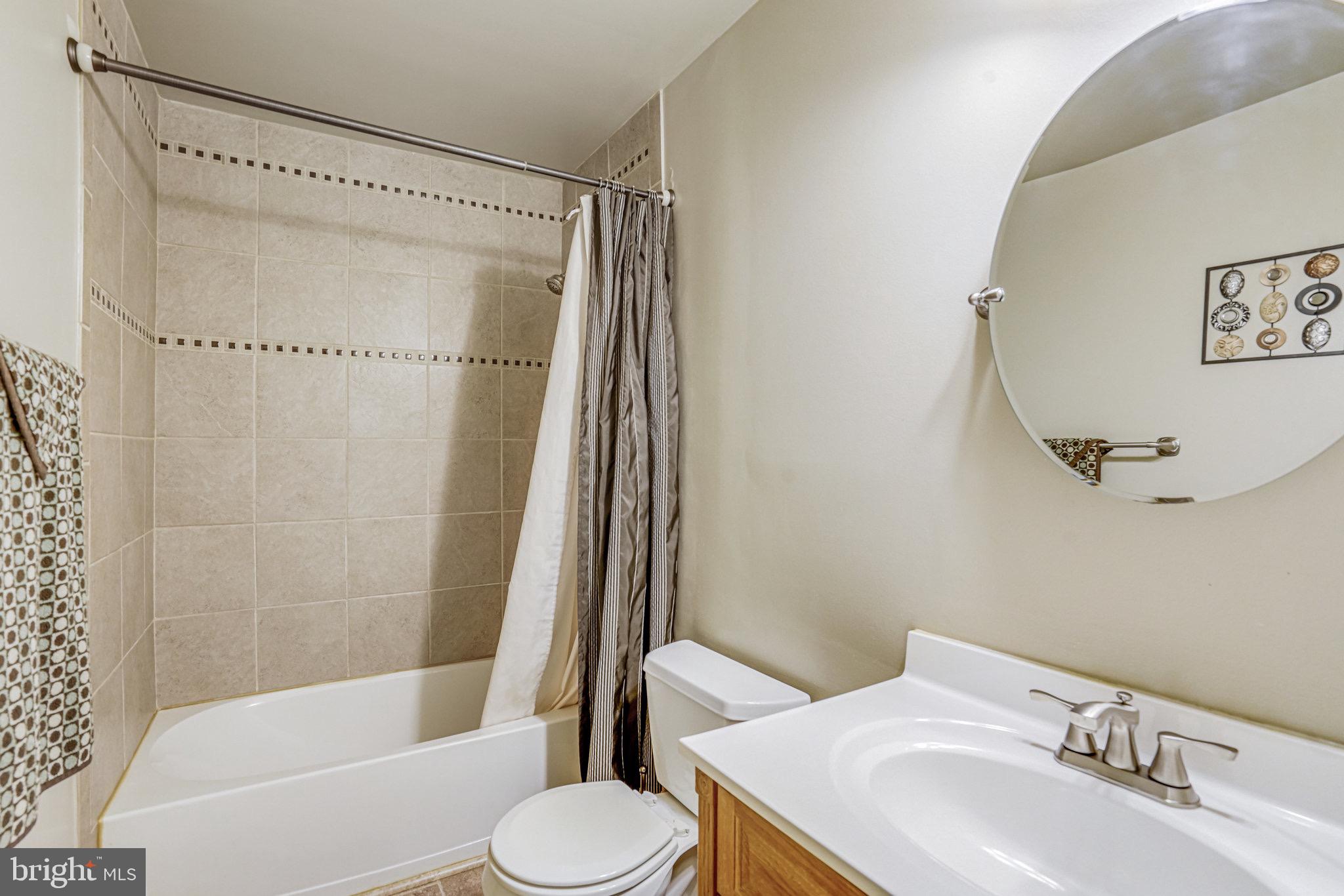 SUMMIT CREEK - Residential