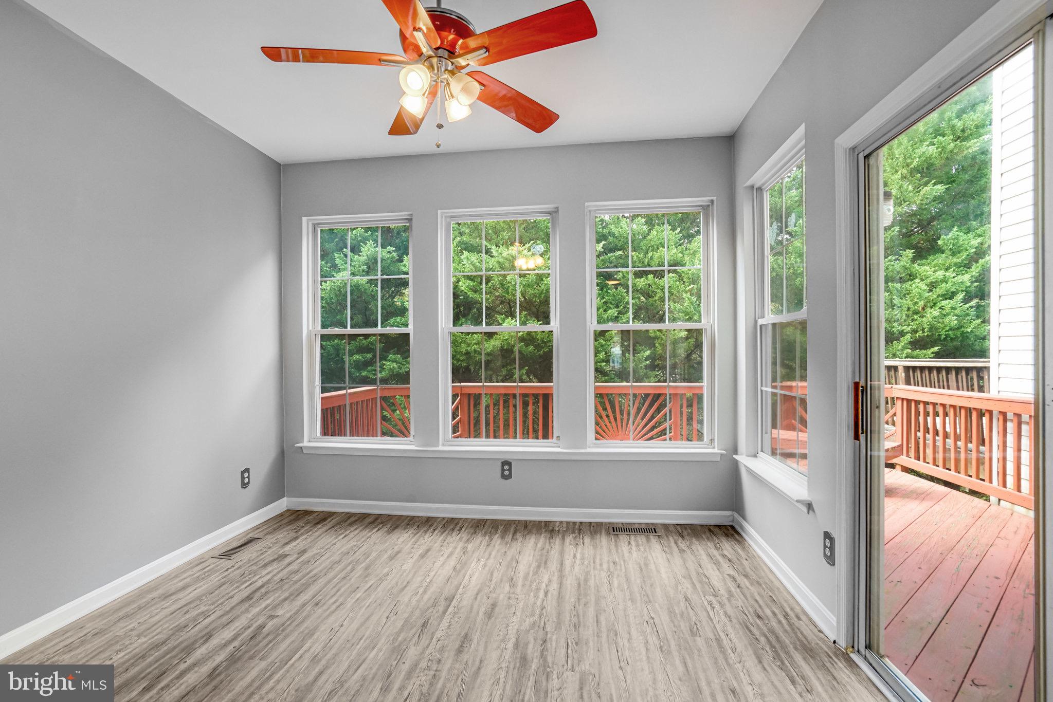 SUMMIT CREEK - Residential