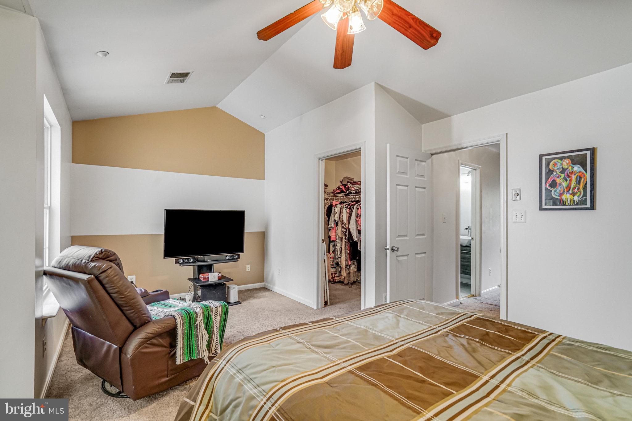 SUMMIT CREEK - Residential