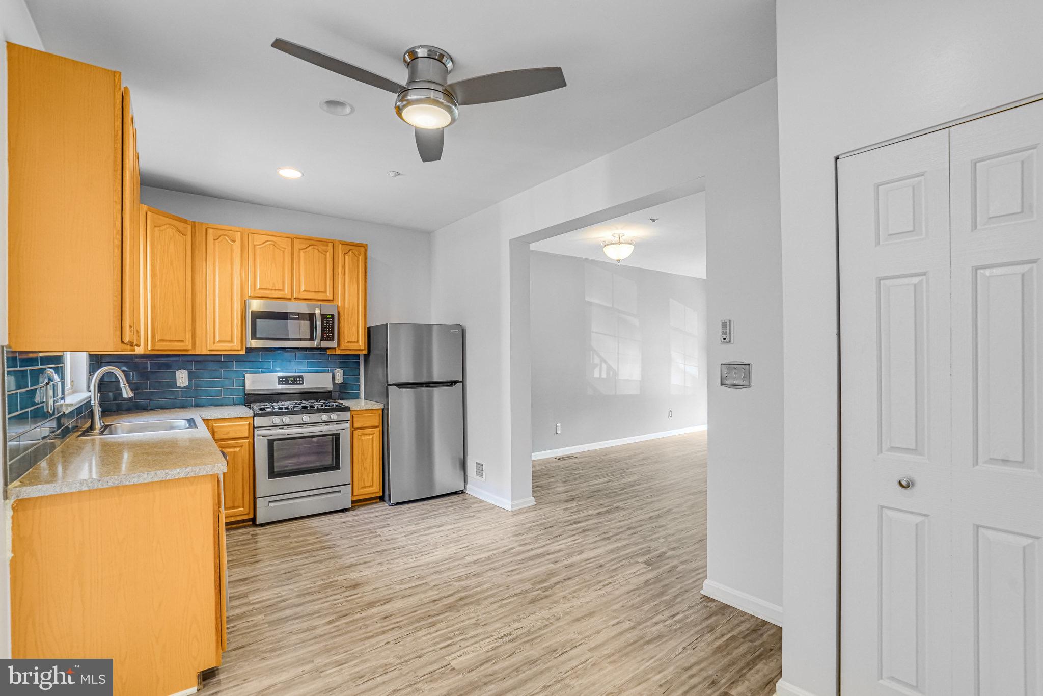 SUMMIT CREEK - Residential