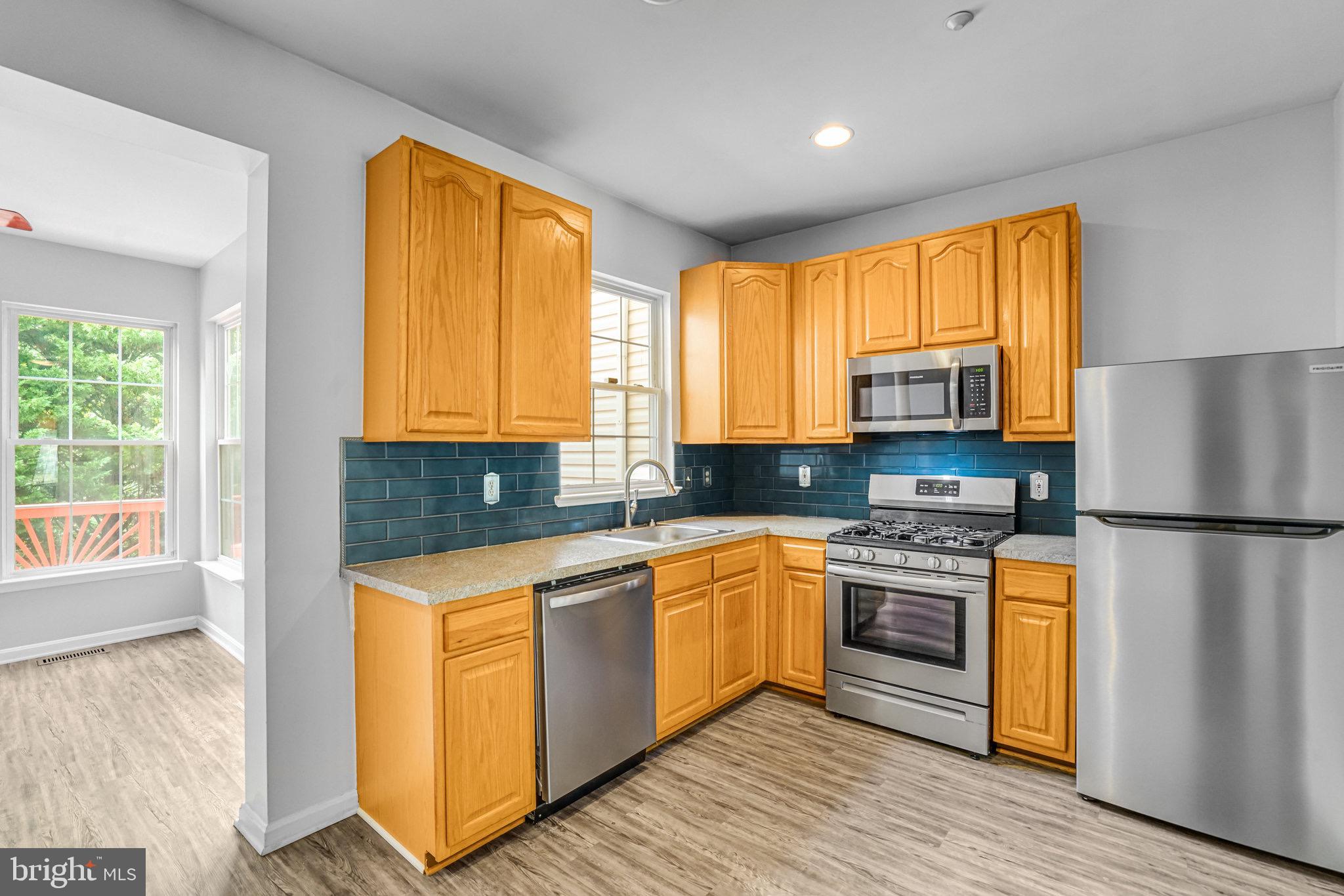 SUMMIT CREEK - Residential