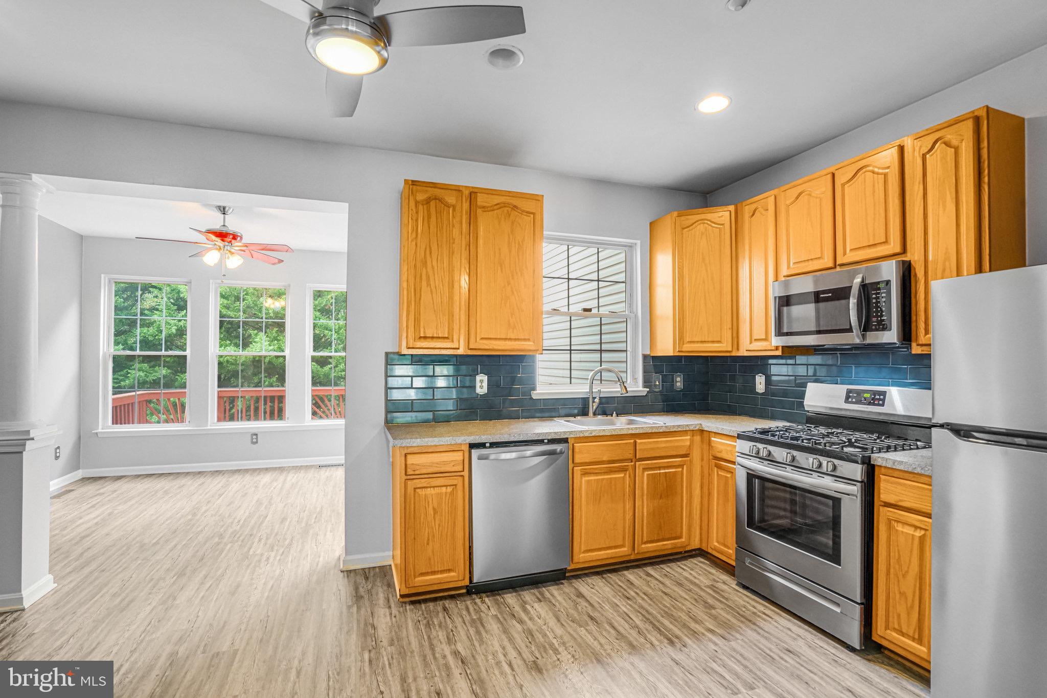 SUMMIT CREEK - Residential