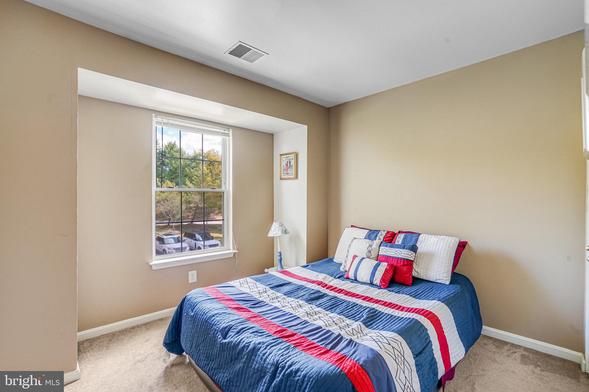 SUMMIT CREEK - Residential