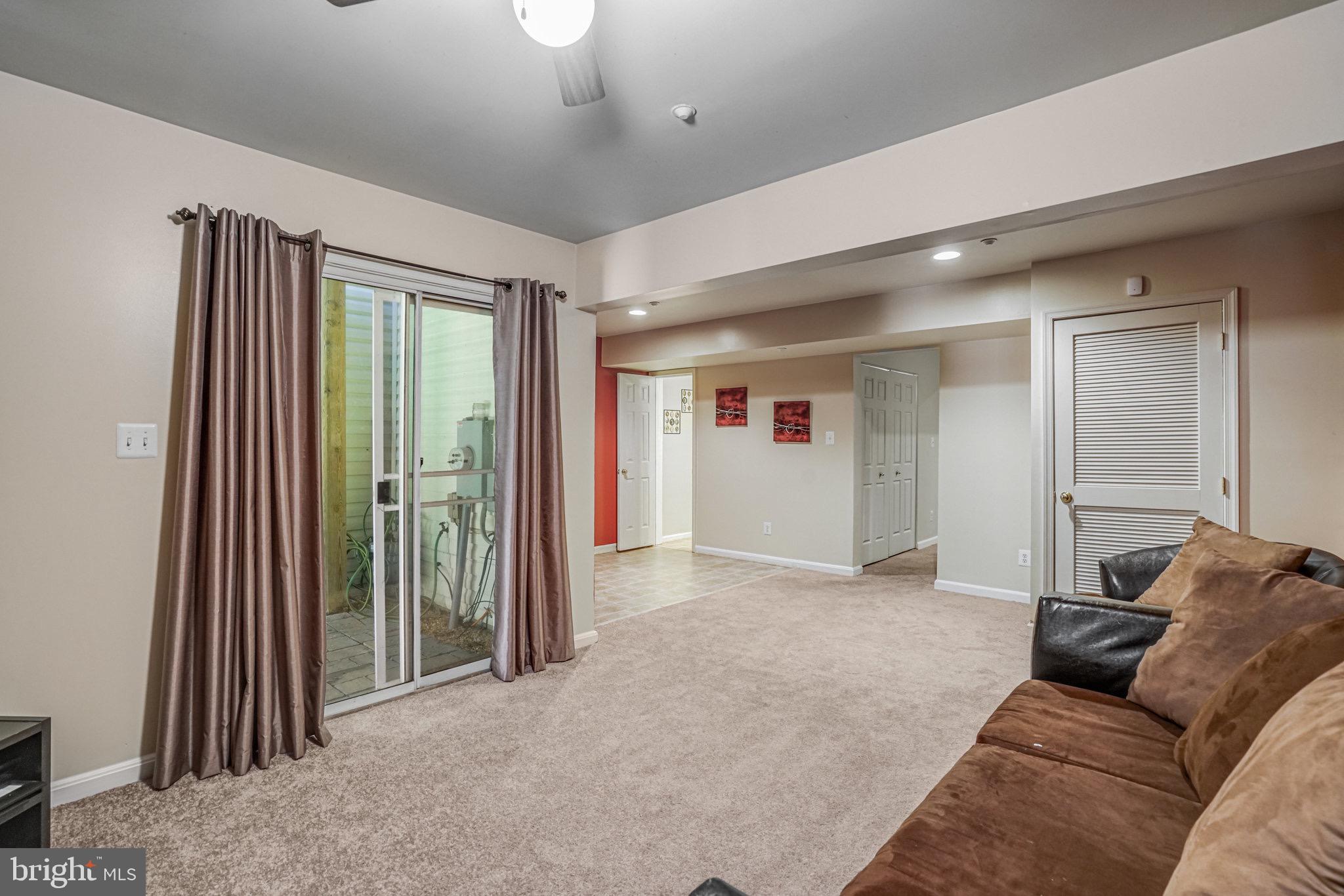 SUMMIT CREEK - Residential