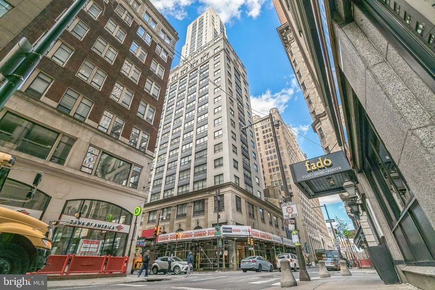 SELLER WILLING TO OFFER CREDIT TOWARD SPECIAL ASSESSMENT OR CONSIDER PRICE ADJUSTMENT FOR A QUALIFIED OFFER. Here's your chance to snag a unique spot at the ARIA Condominium! This spacious one-bedroom is full of character with an awesome layout. Walk in through a welcoming foyer that leads to a handy half bath. The kitchen is roomy and flows right into the dining and living areas—perfect for hanging out. It features a big breakfast bar, sleek granite countertops, cool under-cabinet lighting, and top-notch stainless steel GE Profile appliances. The master bedroom is super bright with tons of windows, has two closets, and a swanky en-suite bathroom with gorgeous light marble tiles. Need extra storage? There's a hallway closet for that. Living at ARIA means enjoying great perks like a 24-hour concierge for that added sense of security, a fully-equipped fitness center, a relaxing yoga room, a lounge with pool tables, a catering kitchen for your events, a pet spa, a dedicated pet walk, bike storage, and even guest suites for when friends come to visit. You're in the heart of it all with easy access to public transit and a short stroll to Broad Street, Rittenhouse Square, the Kimmel Center, and the bustling Avenue of the Arts. Plus, parking options are nearby in public garages. Don't miss out on the chance to get a great deal on a well-located, safe, and vibrant place to call home at ARIA!