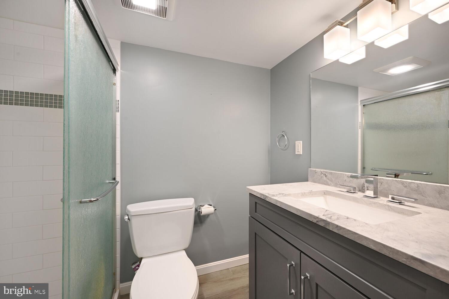 PINE KNOLLS - Residential