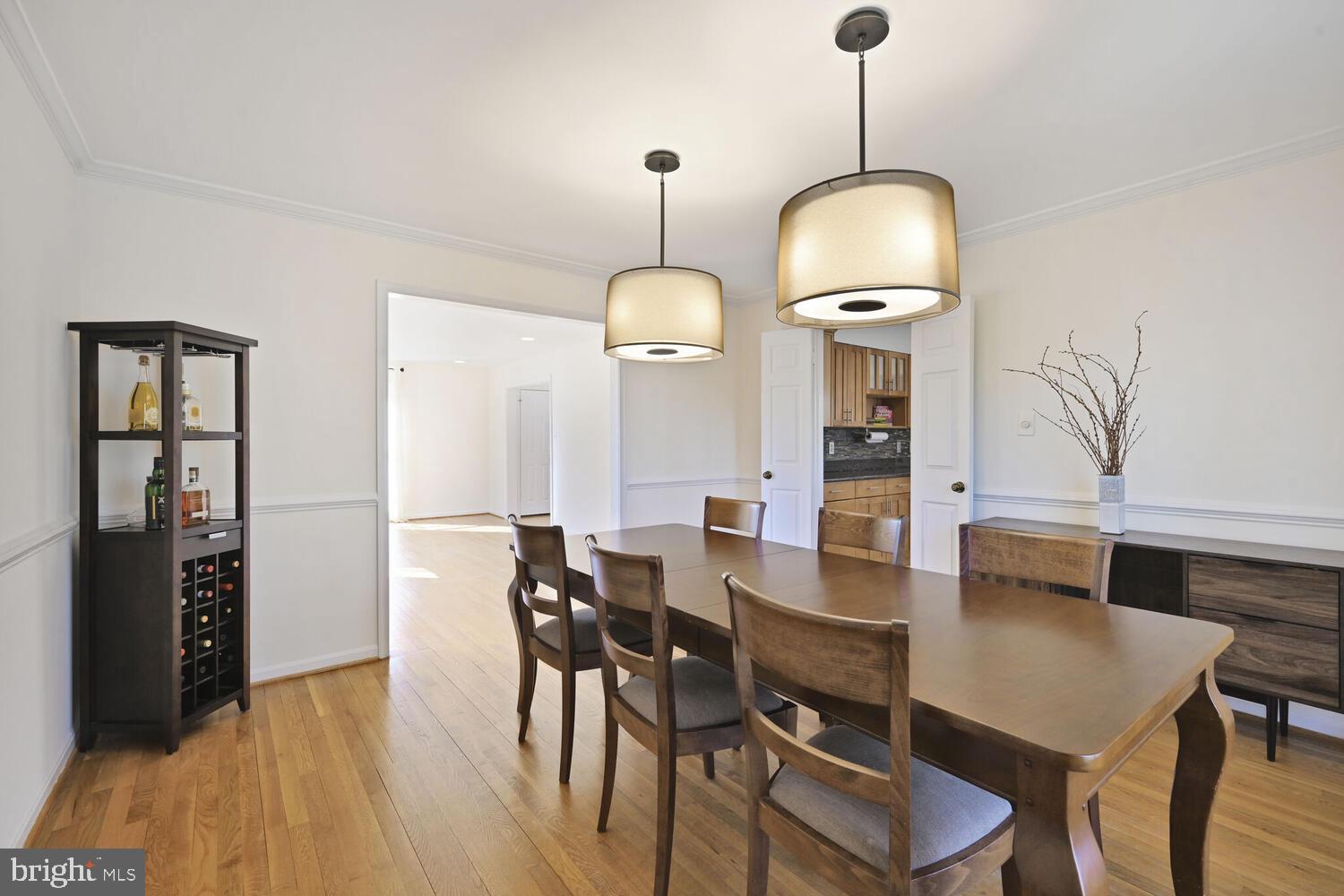 PINE KNOLLS - Residential