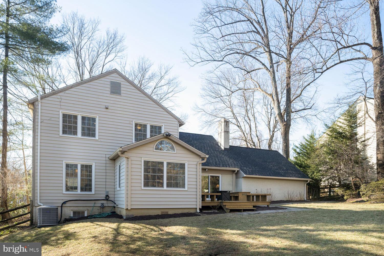 PINE KNOLLS - Residential