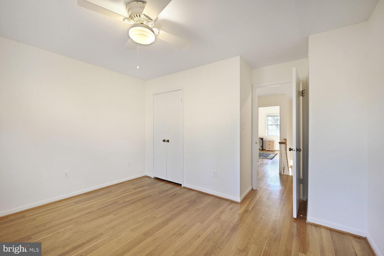 PINE KNOLLS - Residential