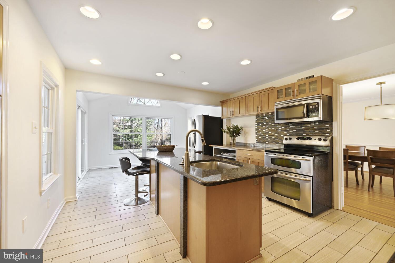 PINE KNOLLS - Residential