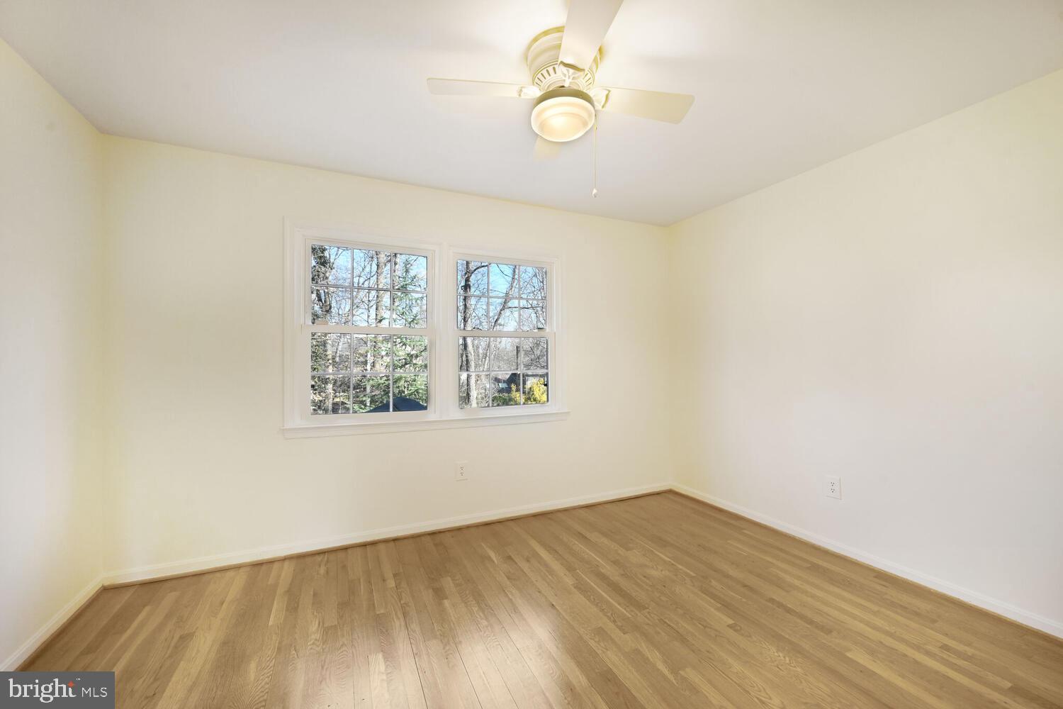 PINE KNOLLS - Residential