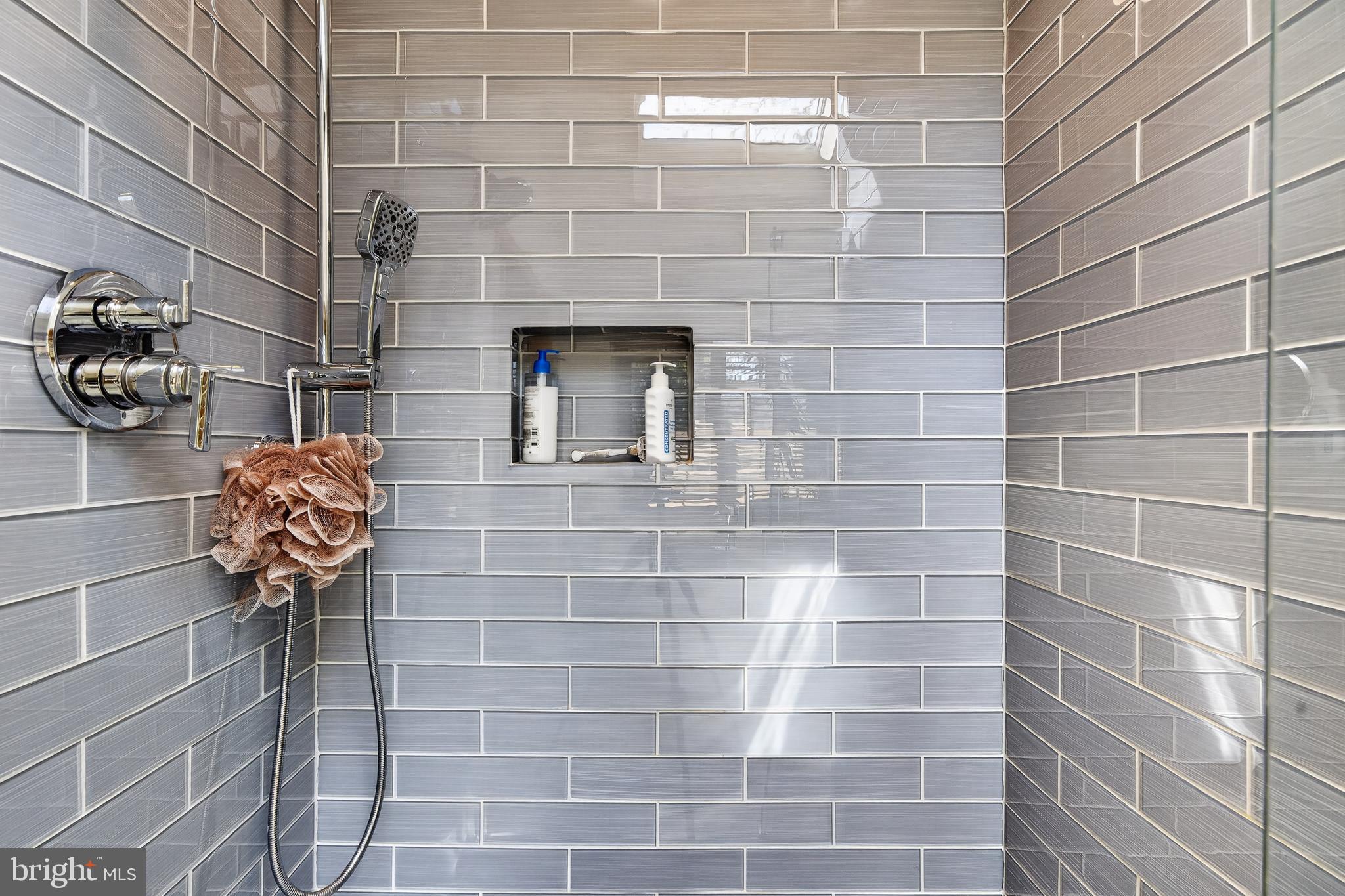 WATERGLEN - Residential