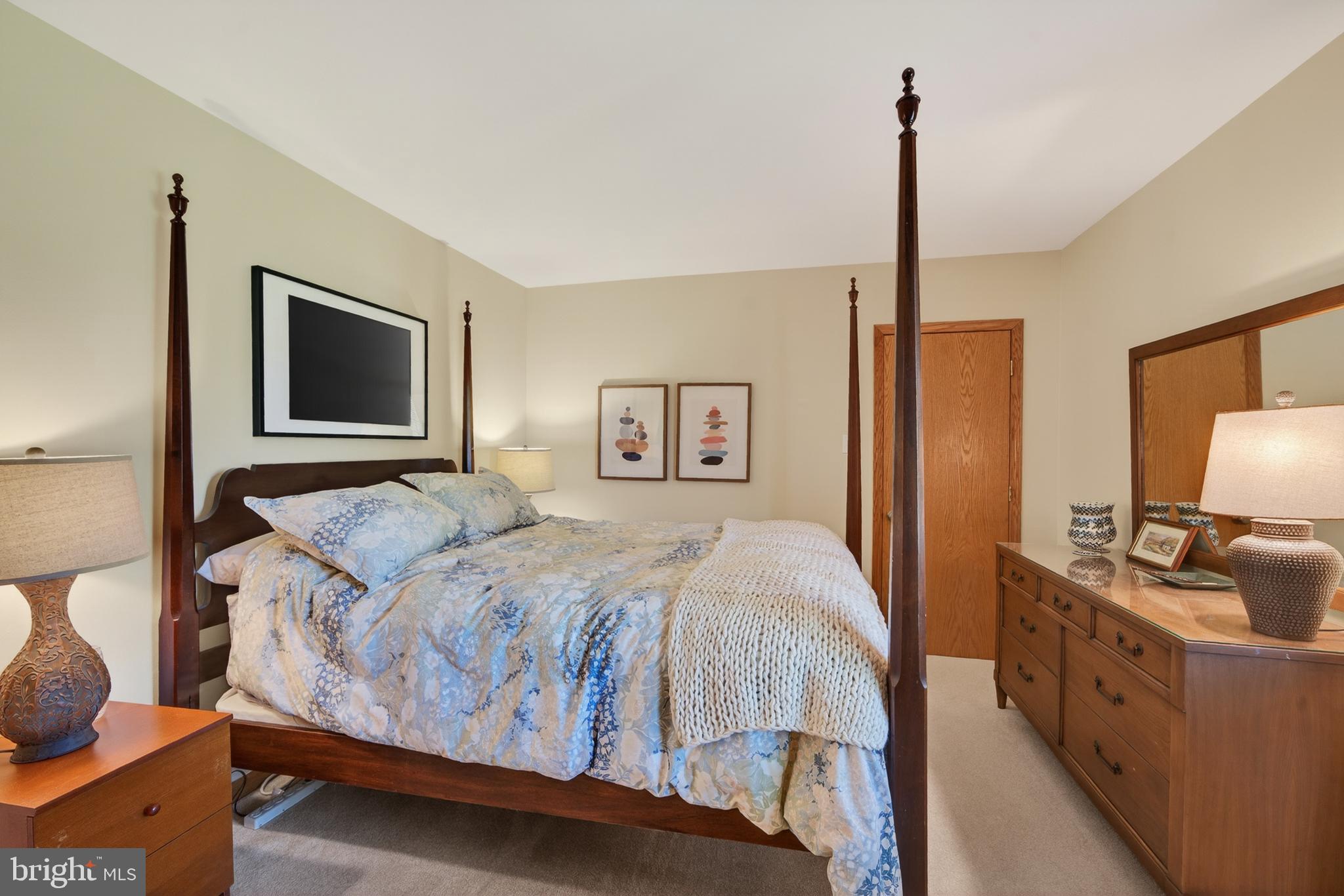 WATERGLEN - Residential