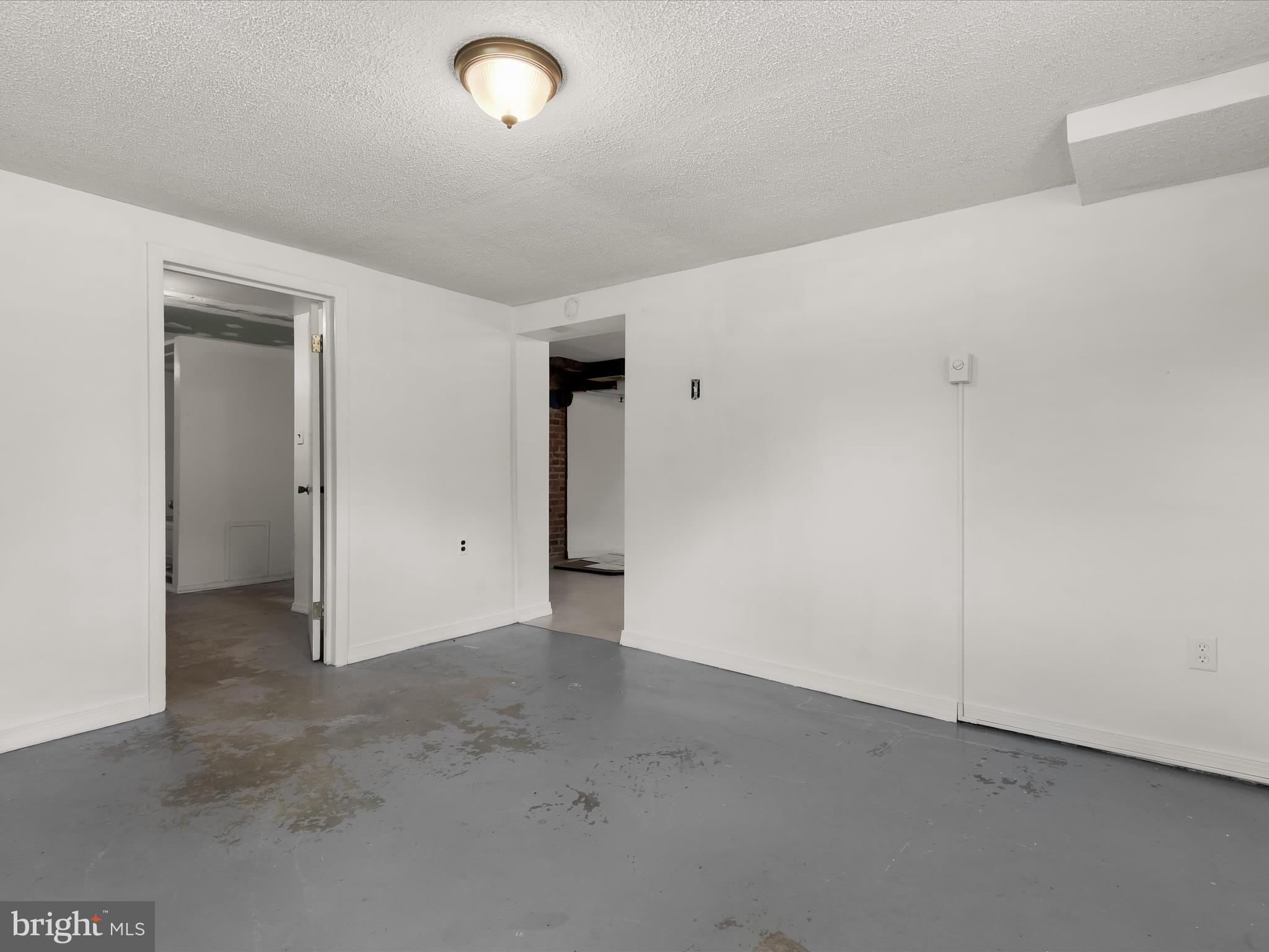 CROWNSVILLE - Residential