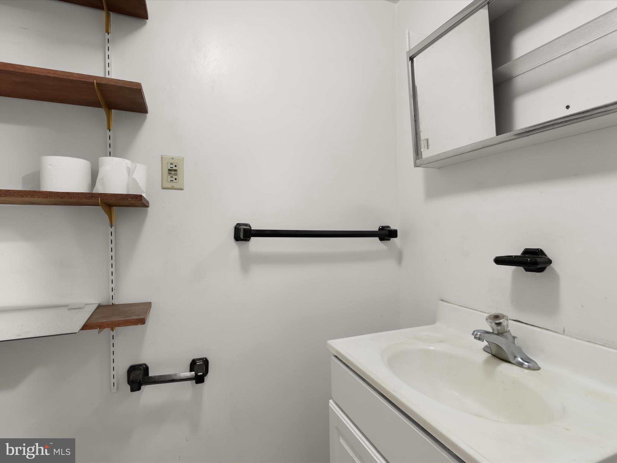 CROWNSVILLE - Residential