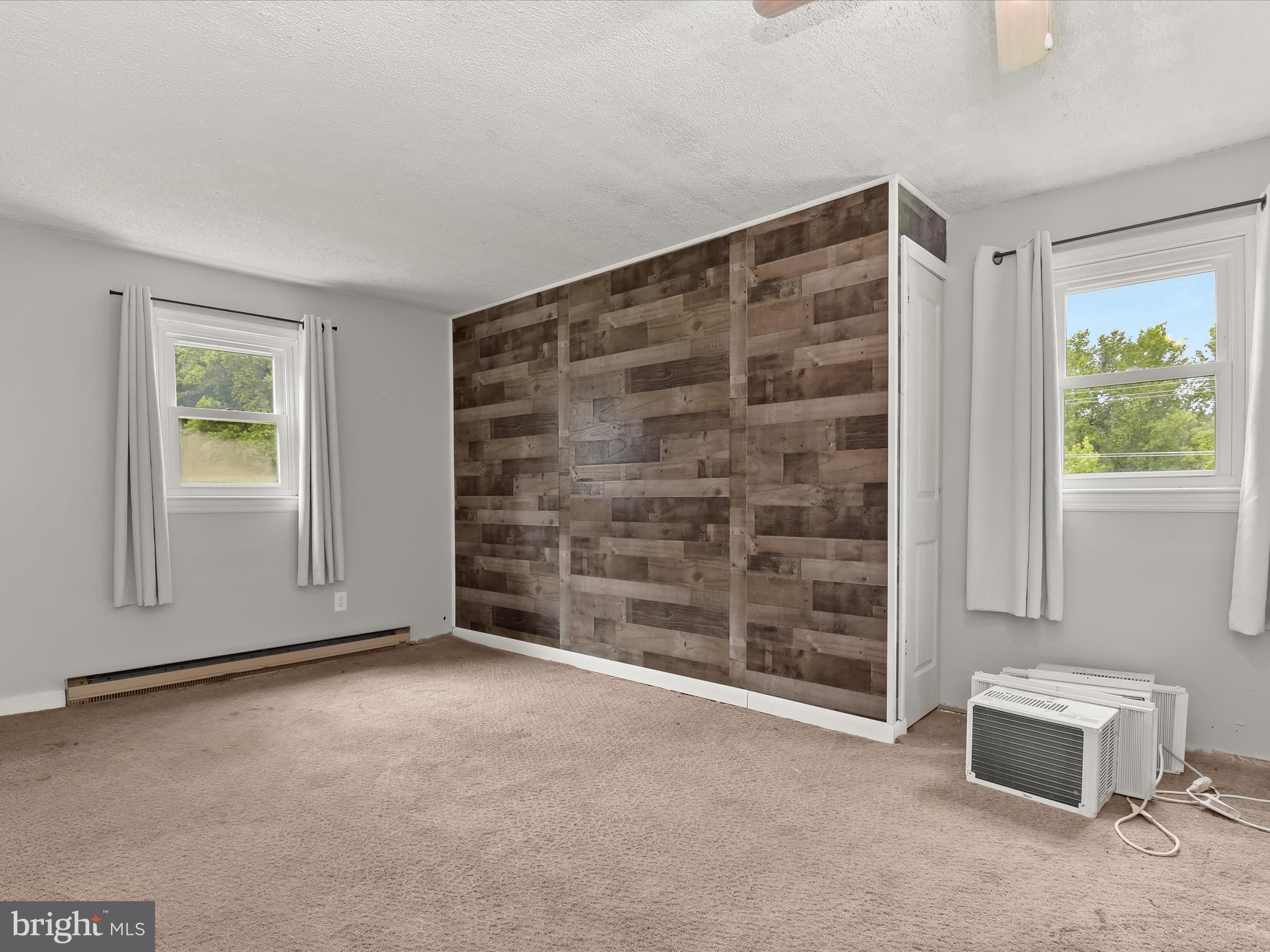 CROWNSVILLE - Residential