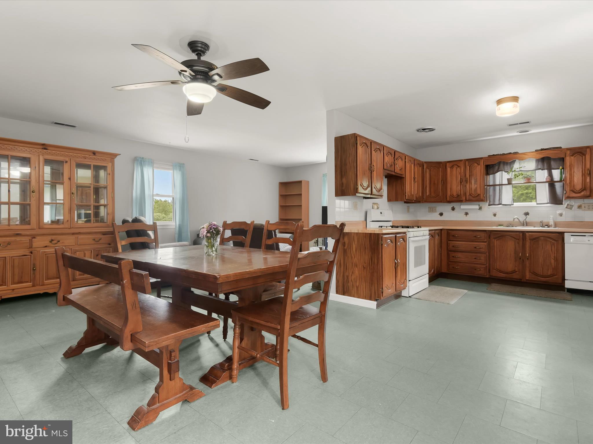 CROWNSVILLE - Residential