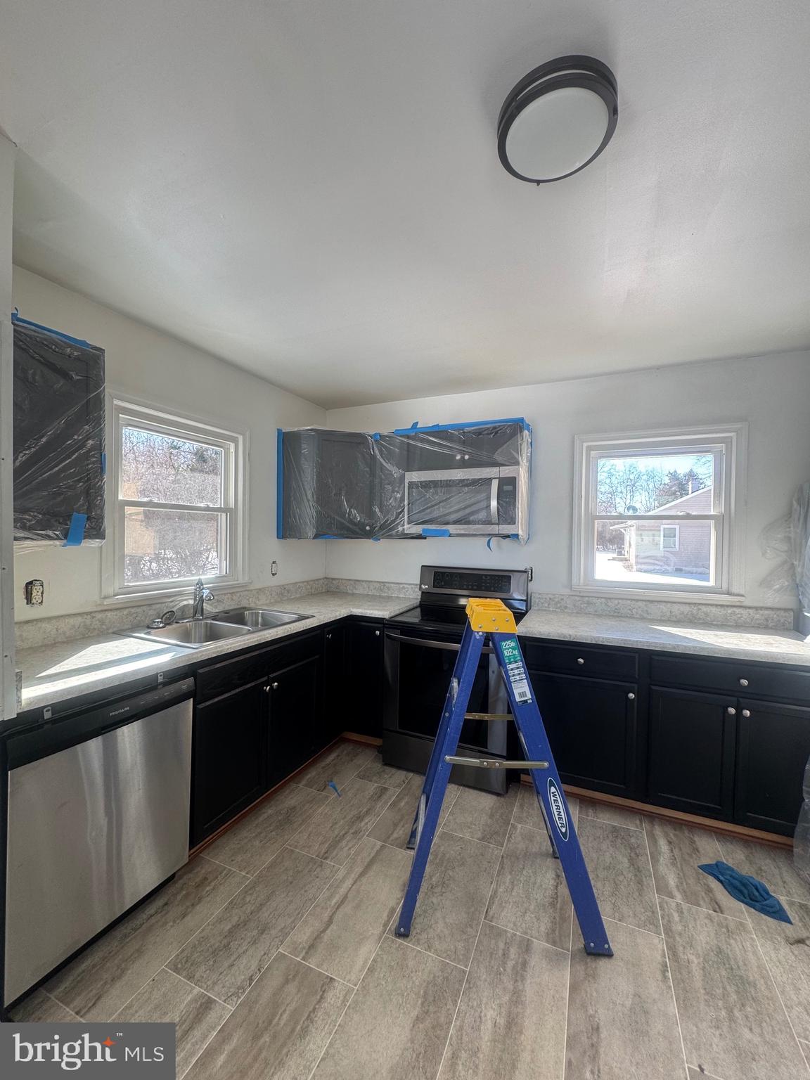 NONE BUT CLOSE TO DAHLGREN - Residential