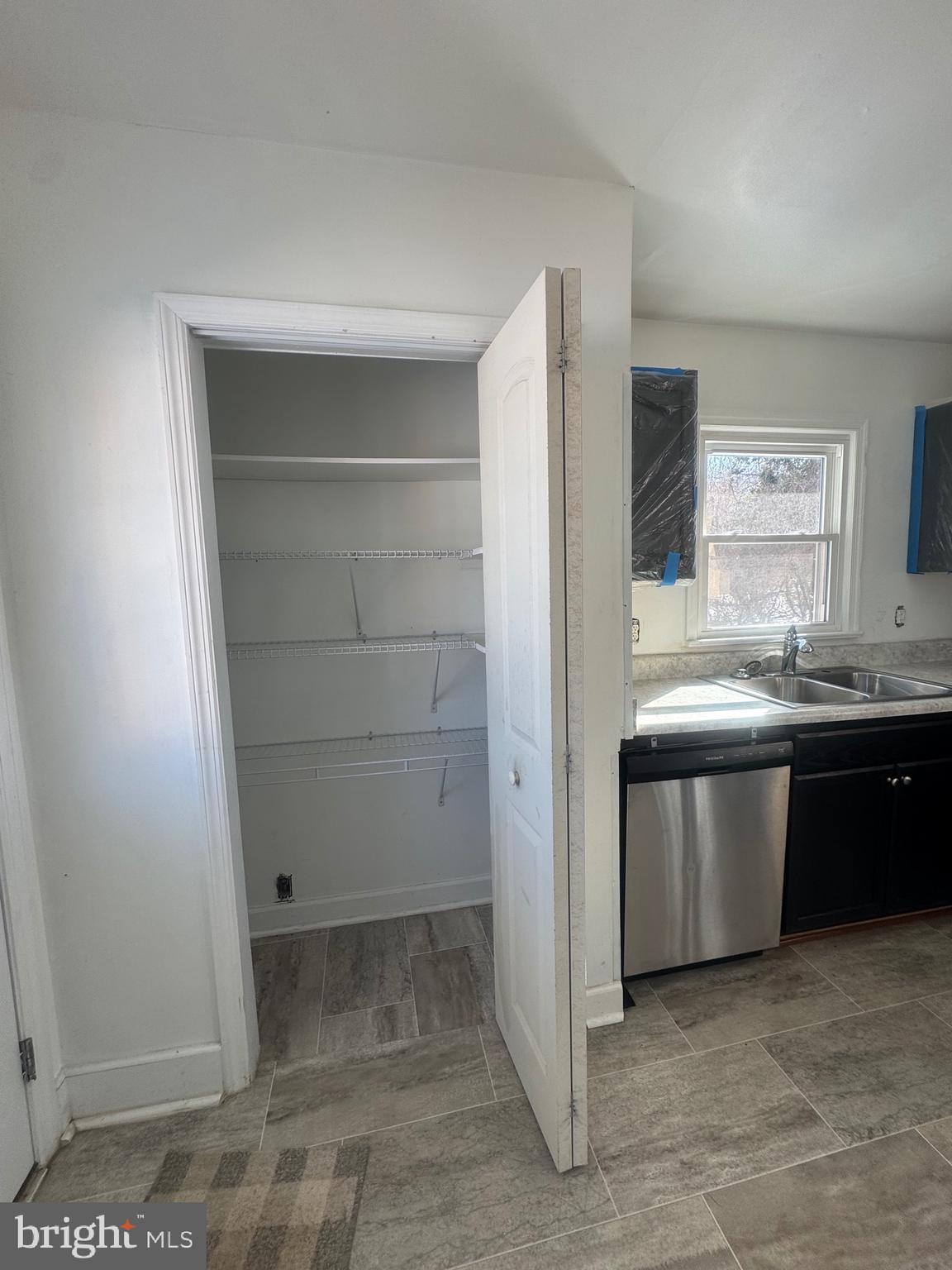 NONE BUT CLOSE TO DAHLGREN - Residential