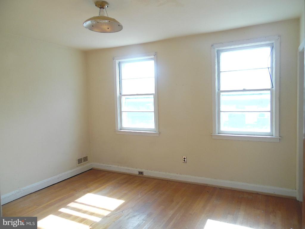 FRANKFORD GARDENS SHOPPING CENTER - Residential