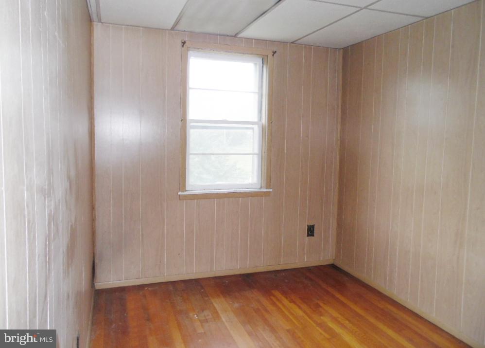 FRANKFORD GARDENS SHOPPING CENTER - Residential