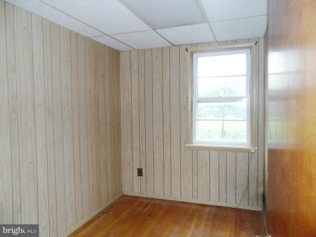 FRANKFORD GARDENS SHOPPING CENTER - Residential