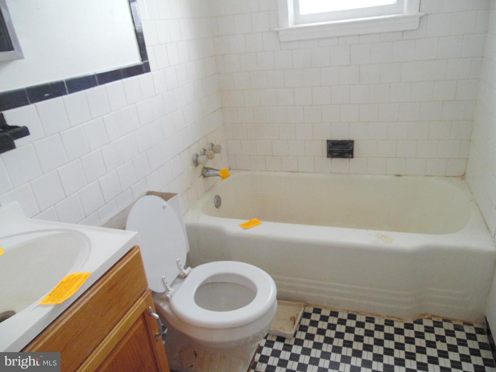 FRANKFORD GARDENS SHOPPING CENTER - Residential