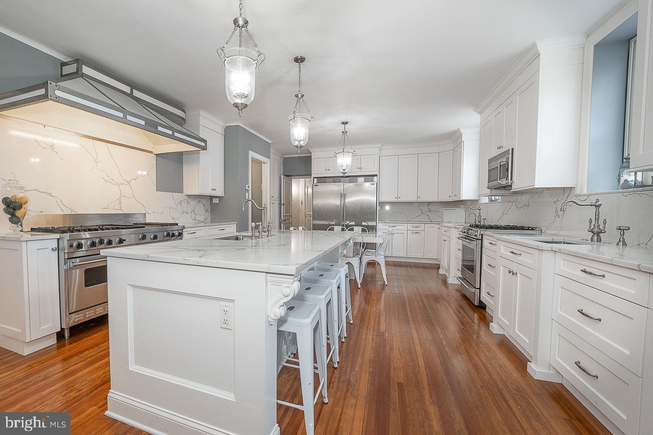 ELKINS PARK - Residential