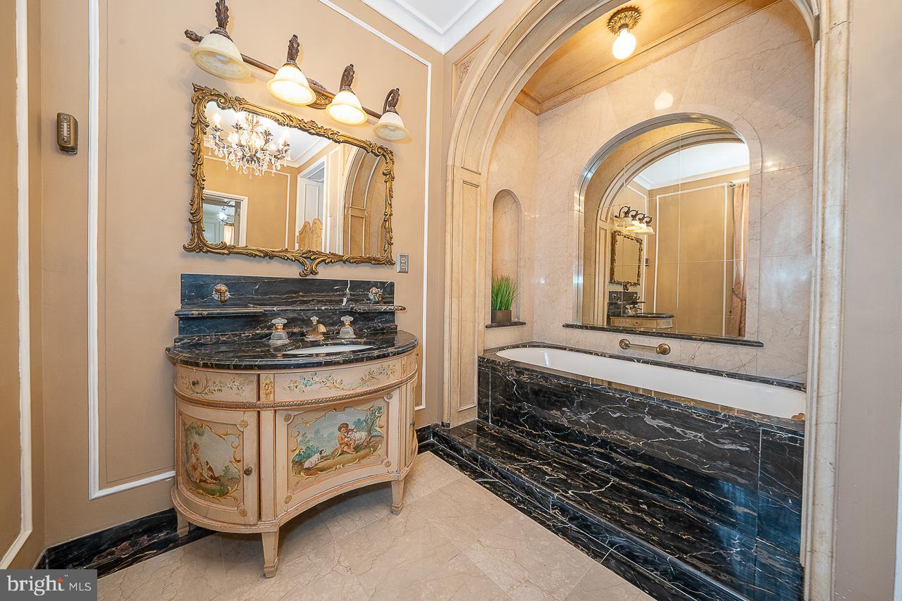 ELKINS PARK - Residential