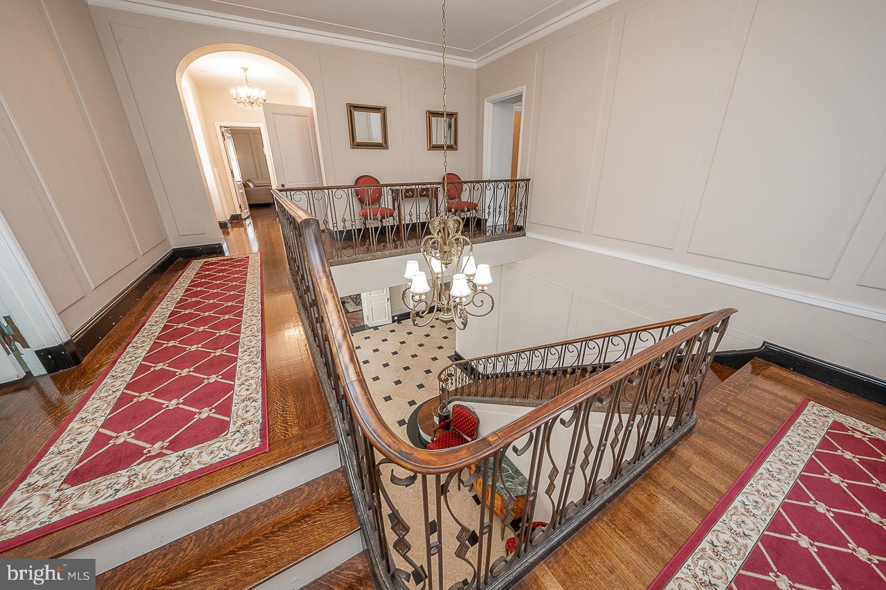 ELKINS PARK - Residential