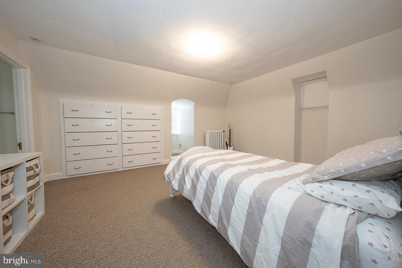 ELKINS PARK - Residential