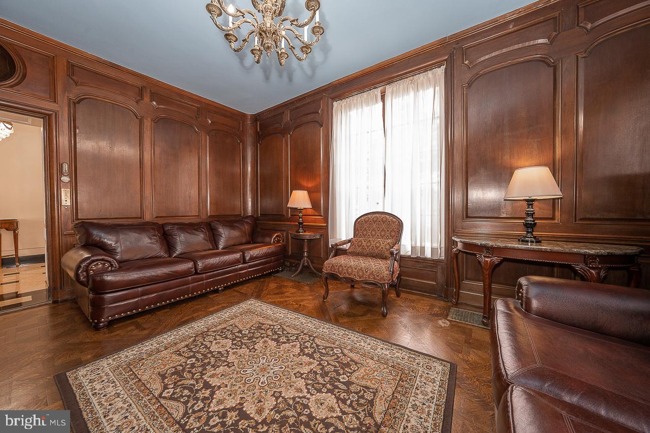 ELKINS PARK - Residential