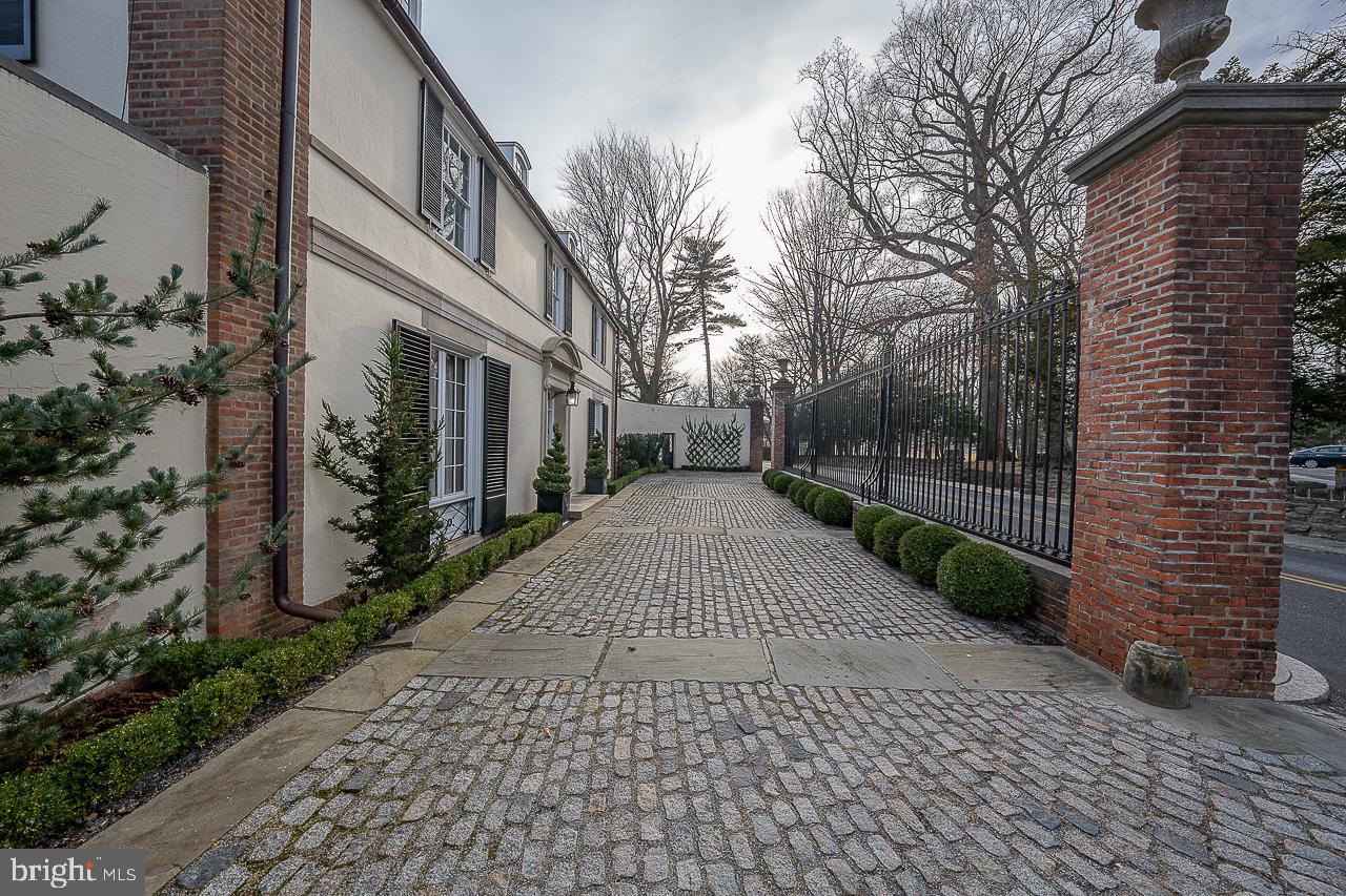 ELKINS PARK - Residential