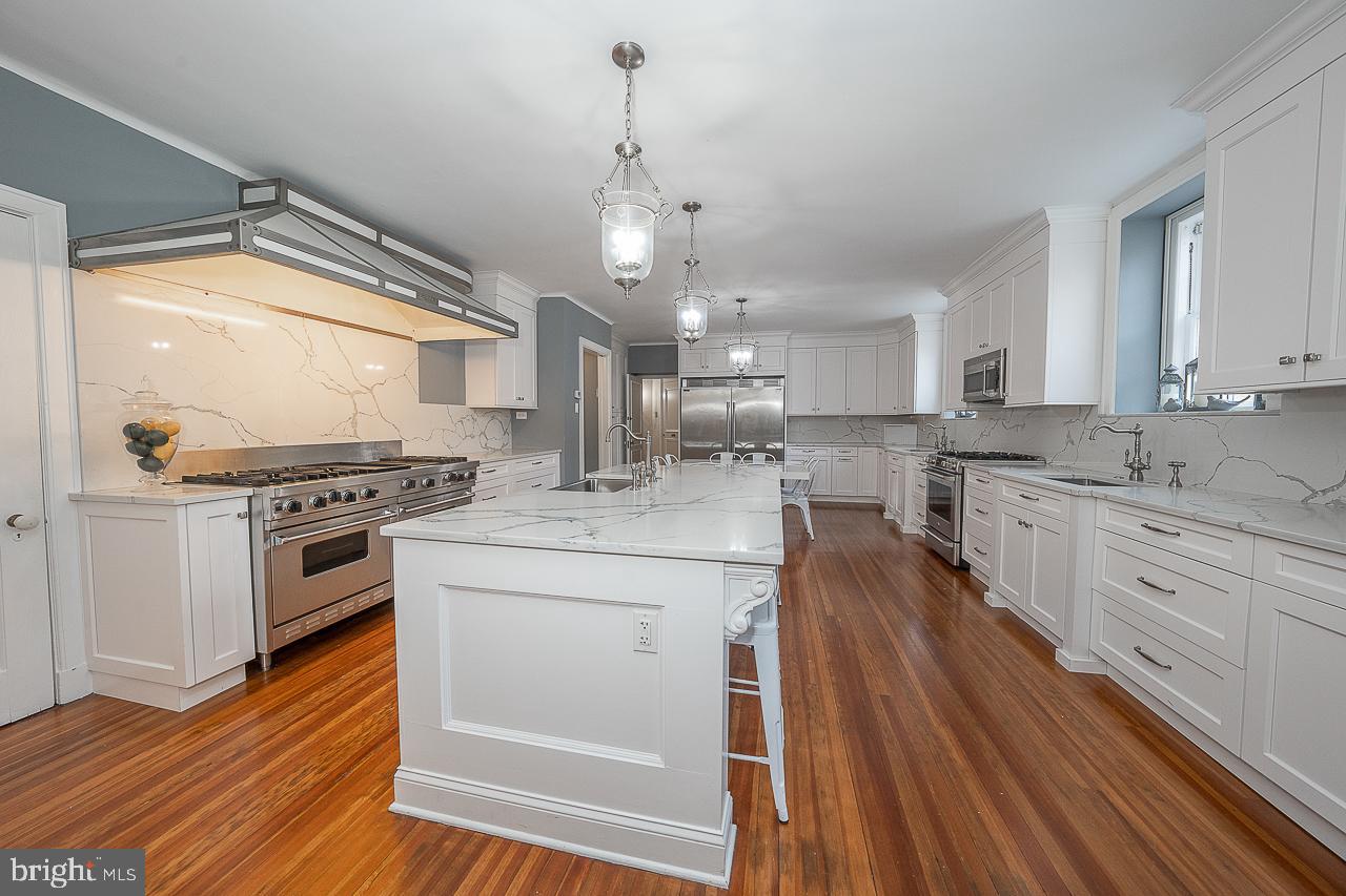 ELKINS PARK - Residential