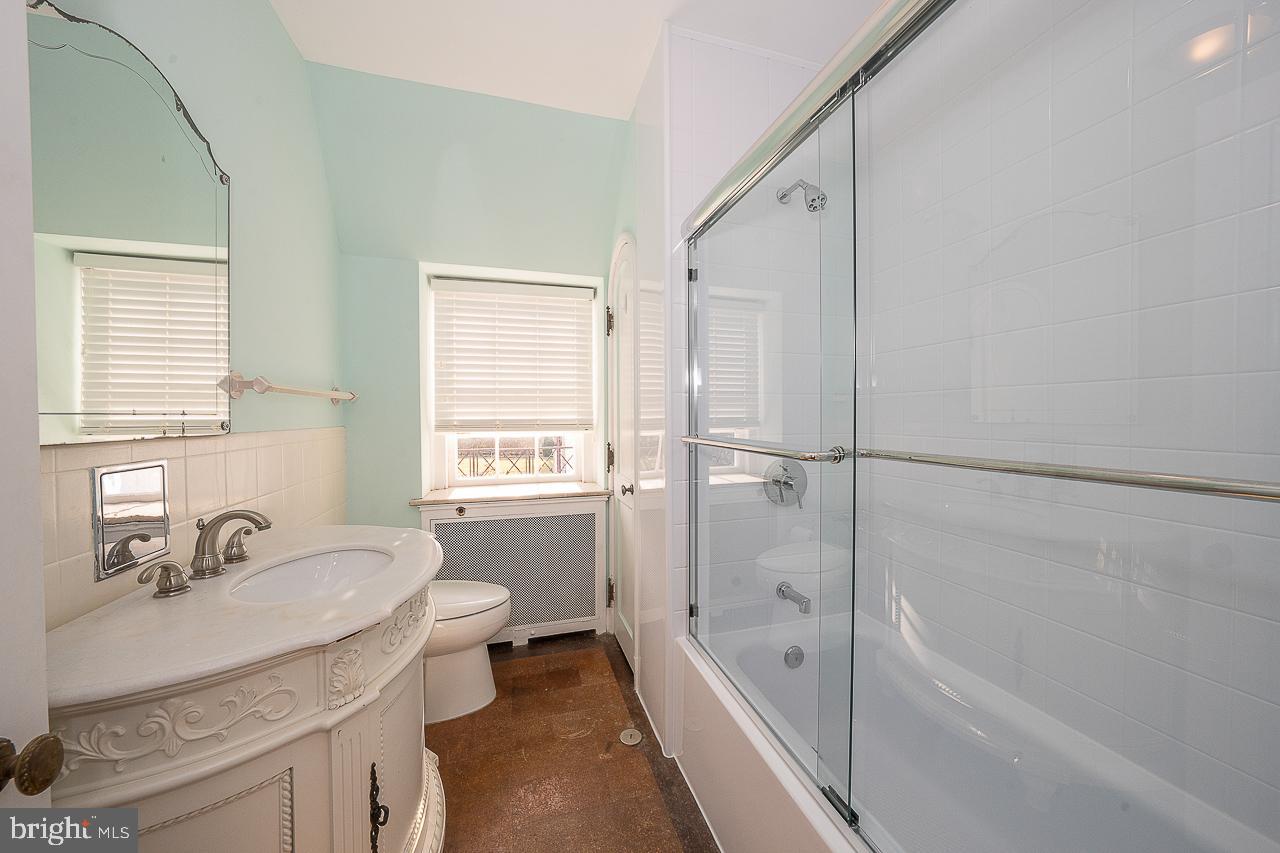 ELKINS PARK - Residential