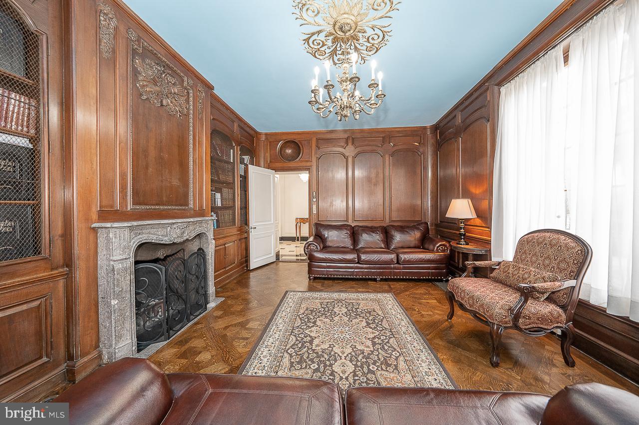 ELKINS PARK - Residential