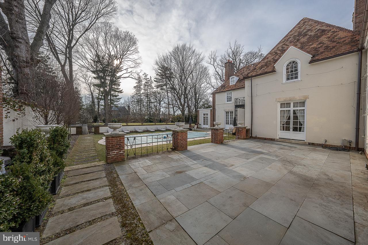 ELKINS PARK - Residential