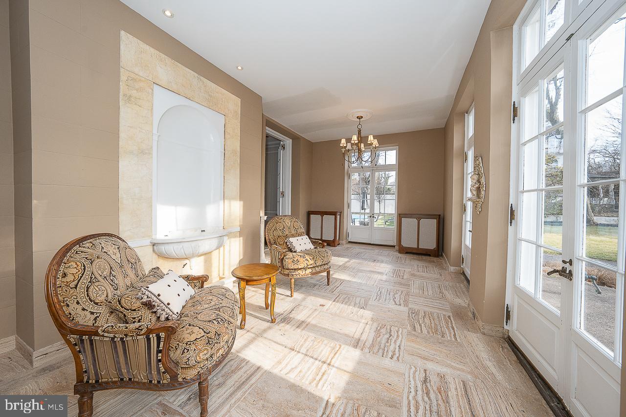 ELKINS PARK - Residential