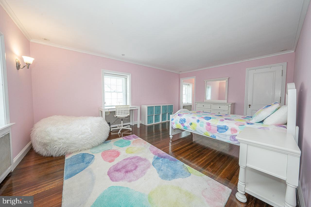 ELKINS PARK - Residential