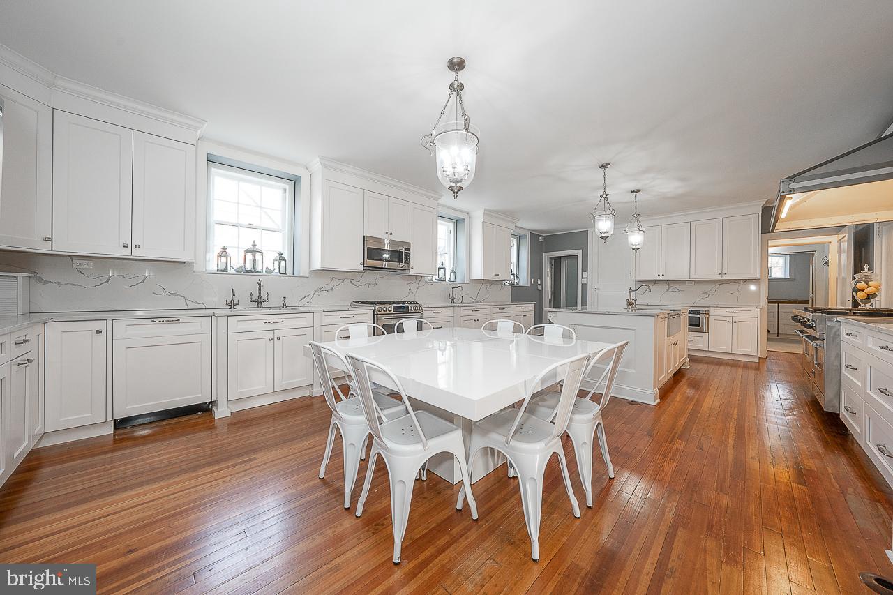 ELKINS PARK - Residential